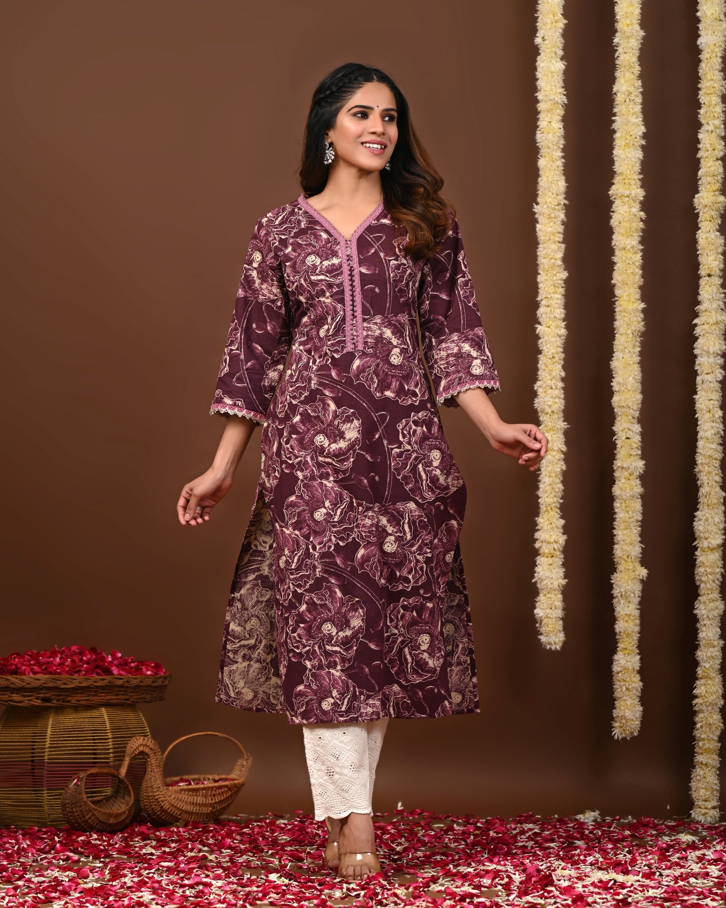 Rimeline Floral Printed V-Neck Straight Kurta