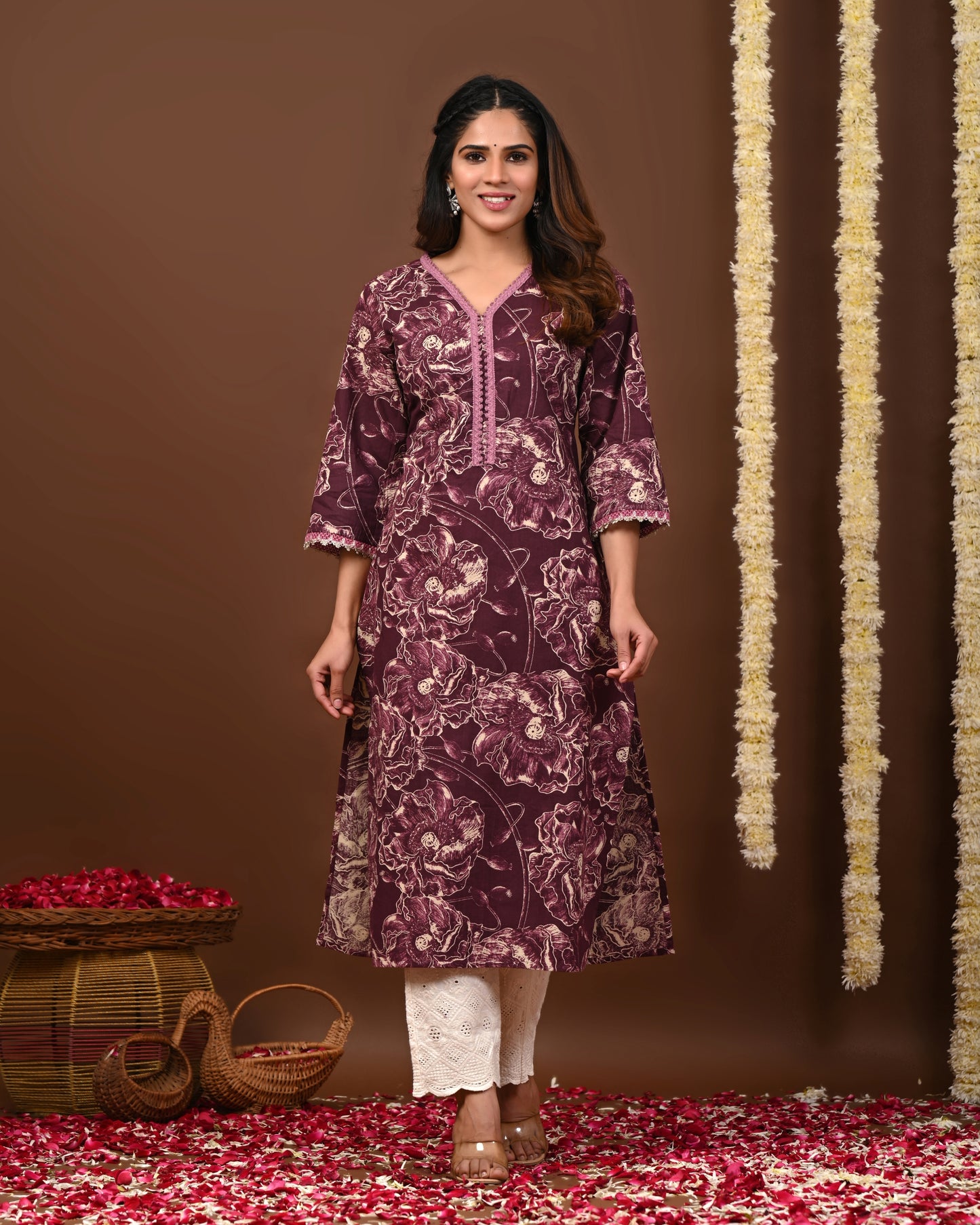 Rimeline Floral Printed V-Neck Straight Kurta