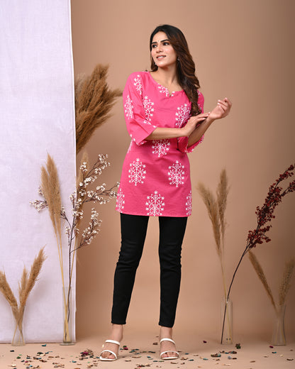 RimeLine Pink Ethnic Motifs Printed Round-Neck Cotton Kurti