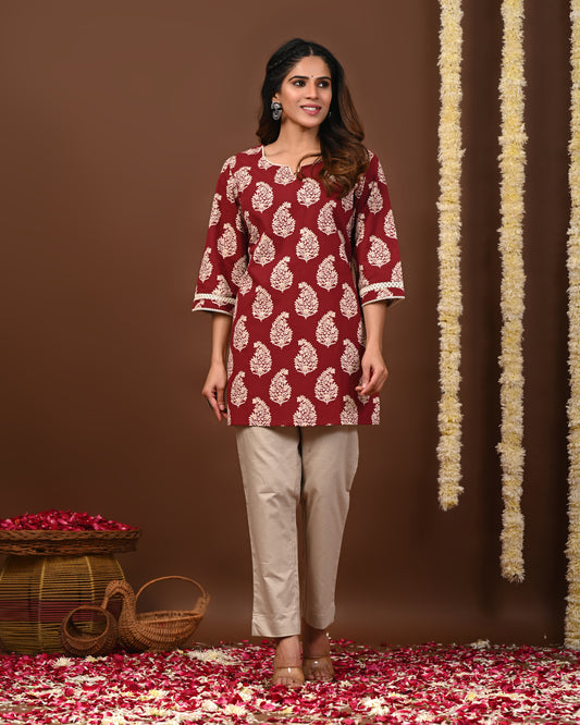 RimeLine Maroon Women Ethnic Motifs Printed Round-Neck Pure Cotton Kurti