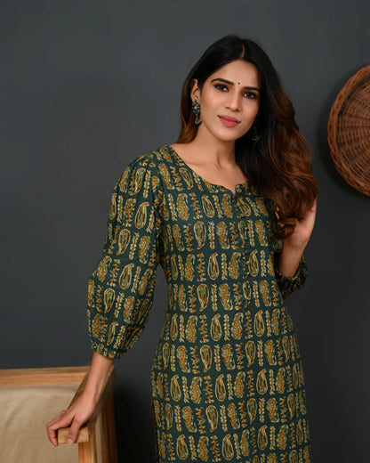 Rimeline Women Paisley Printed Puff Sleeves Pure Cotton Kurta