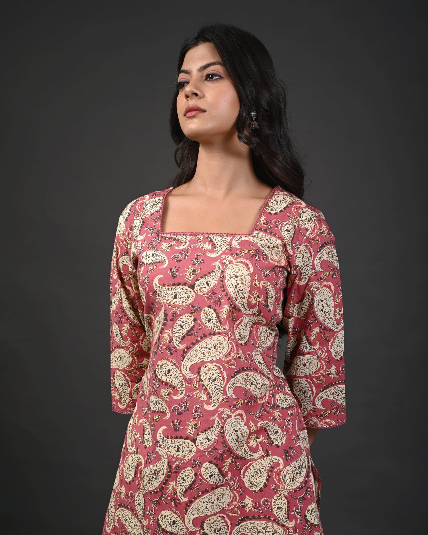 Rimeline Paisley Screen Printed Square Neck Pure Cotton Straight Kurta