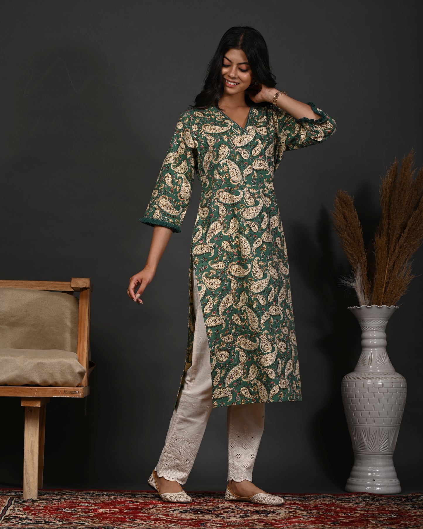 Rimeline Floral Printed V-Neck Cotton Straight Kurta
