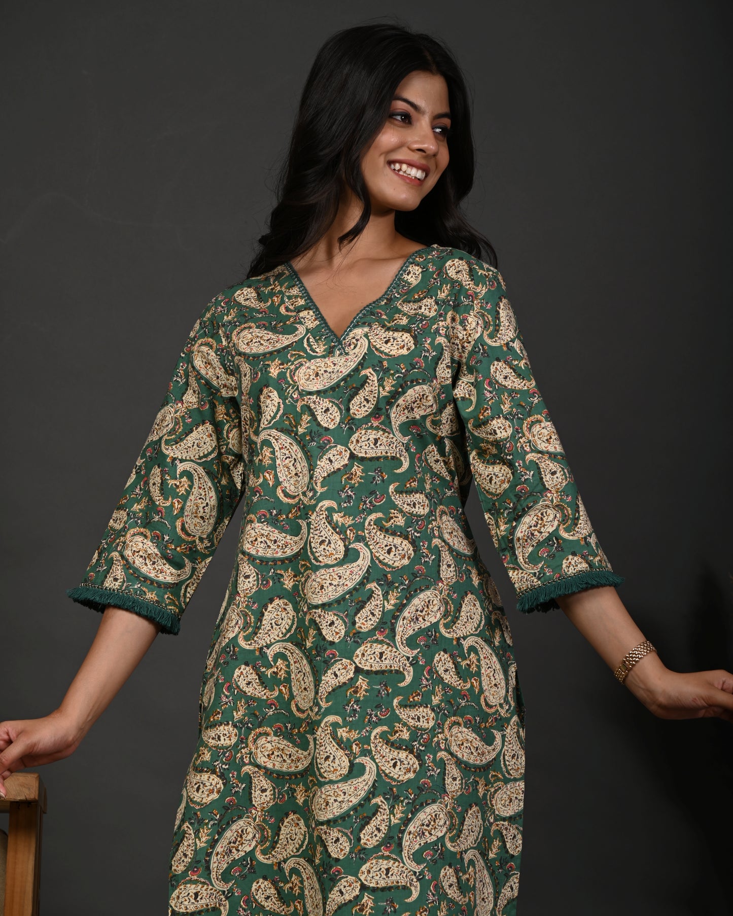 Rimeline Floral Printed V-Neck Cotton Straight Kurta