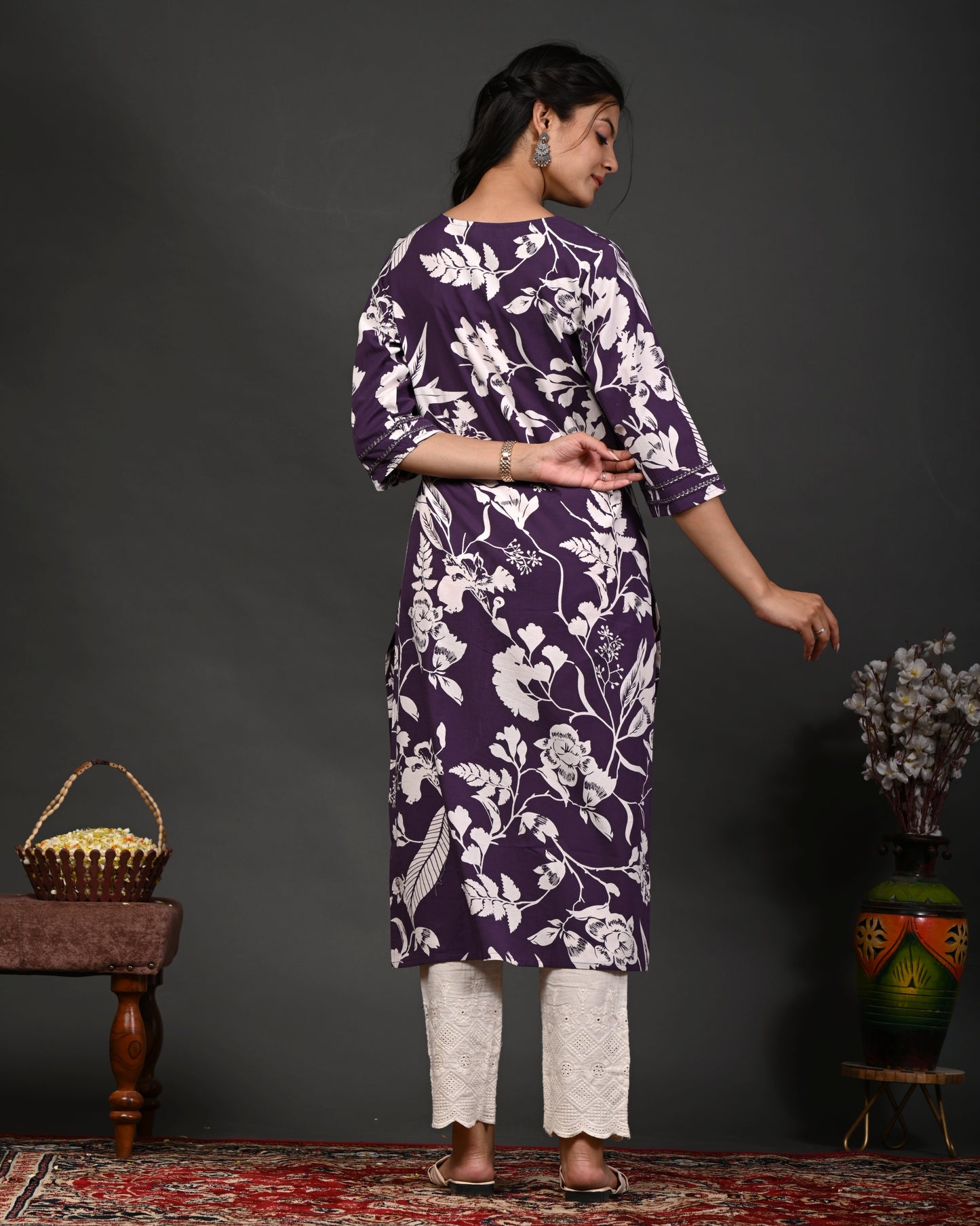 Rimeline Floral Screen Printed Sweetheart Neck Pure Cotton Straight Kurta