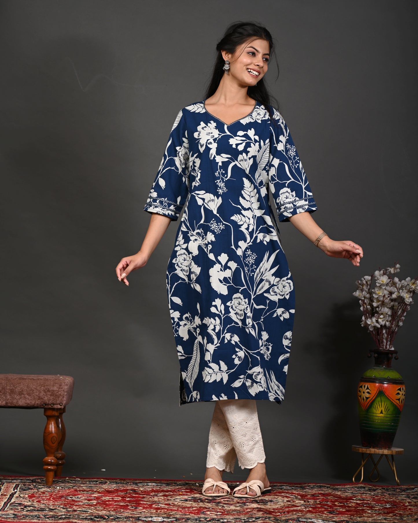 Rimeline Floral Screen Printed Sweetheart Neck Pure Cotton Straight Kurta