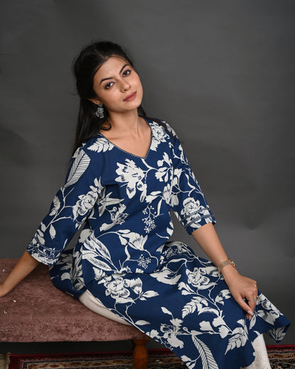 Rimeline Floral Screen Printed Sweetheart Neck Pure Cotton Straight Kurta