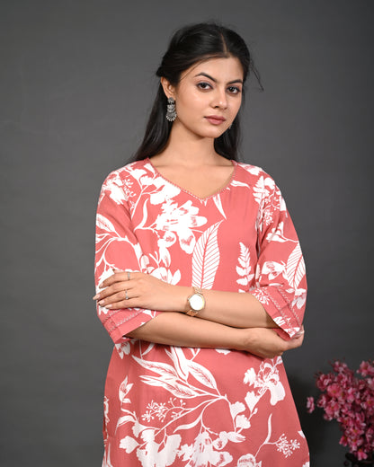 Rimeline Floral Screen Printed Sweetheart Neck Pure Cotton Straight Kurta