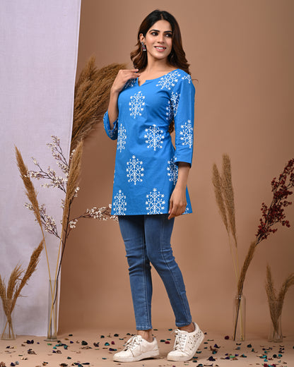 RimeLine Blue Ethnic Motifs Printed Round-Neck Cotton Kurti