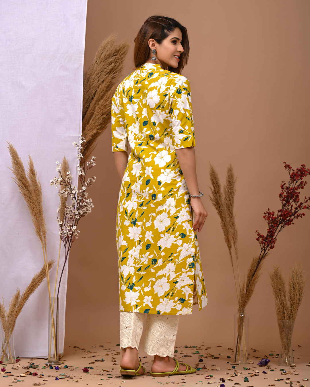 RimeLine Yellow Printed Mandarin-Neck Cotton Kurti