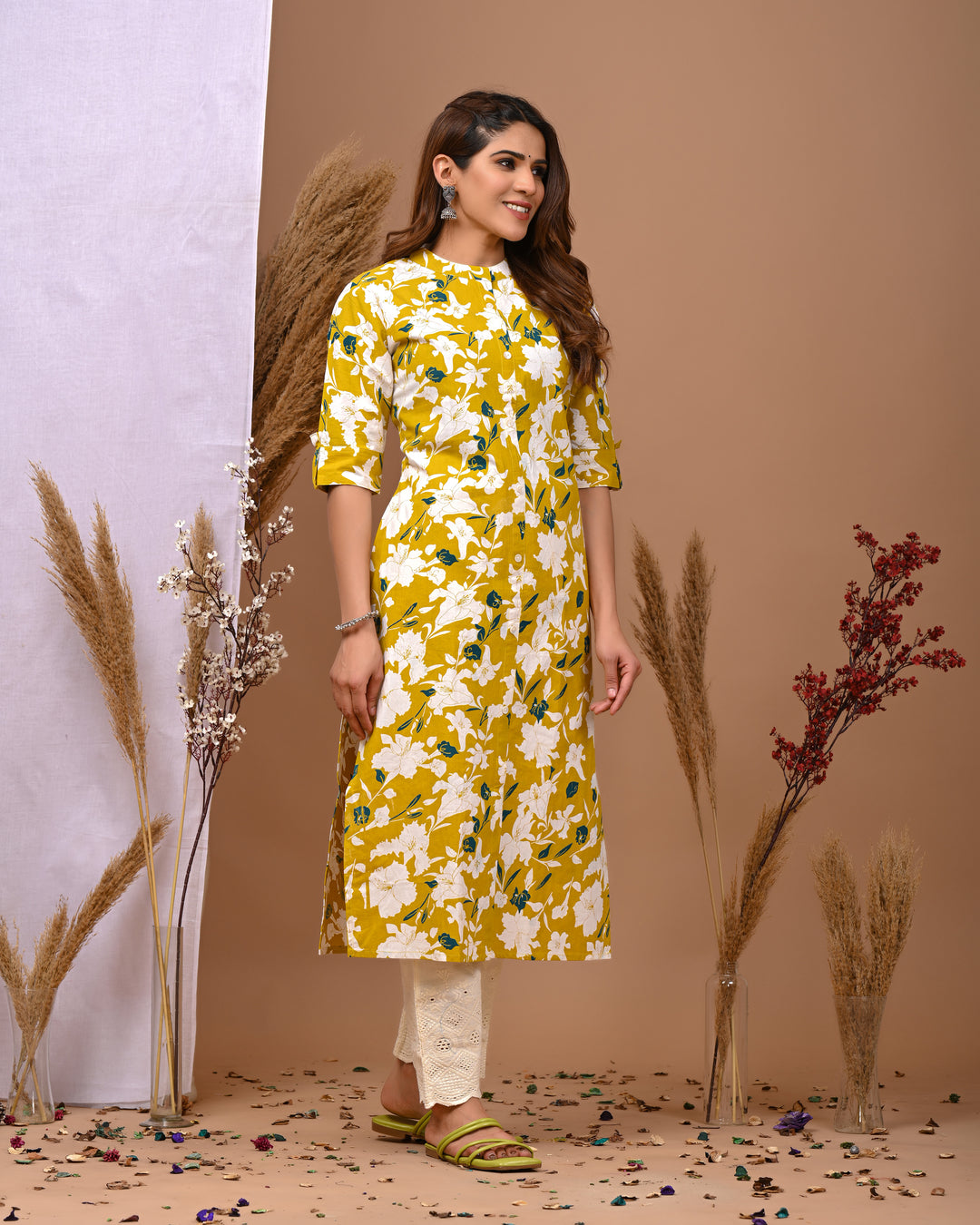 RimeLine Yellow Printed Mandarin-Neck Cotton Kurti