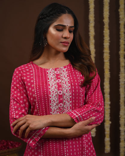 RimeLine Pink Printed Rayon Round-Neck Kurti for Women