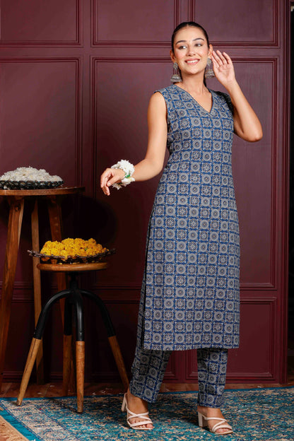 Rimeline Women Printed Regular Pure Cotton Kurta with Trousers