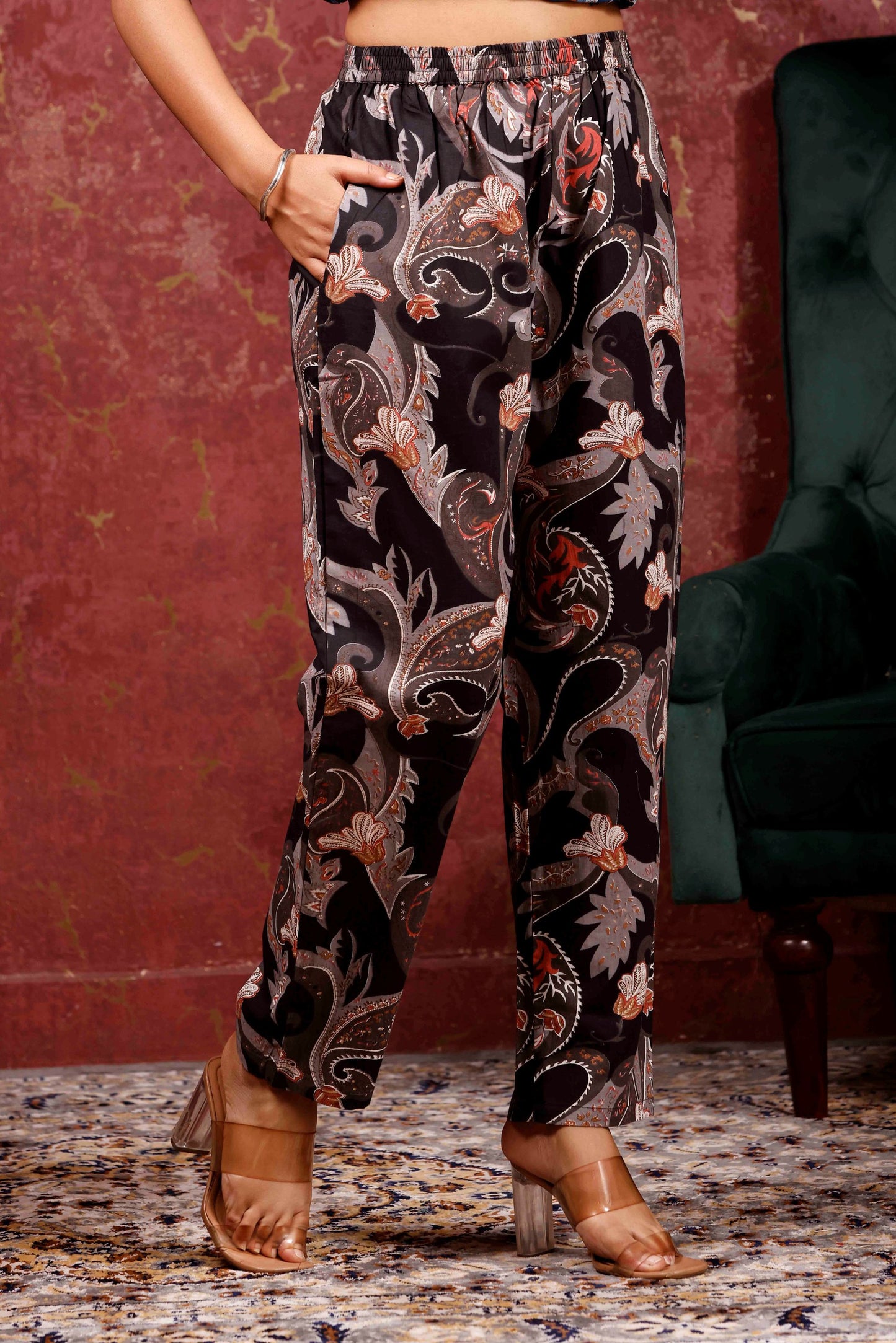 Rimeline Women Paisley Printed Cotton Kurta with Trousers & Dupatta
