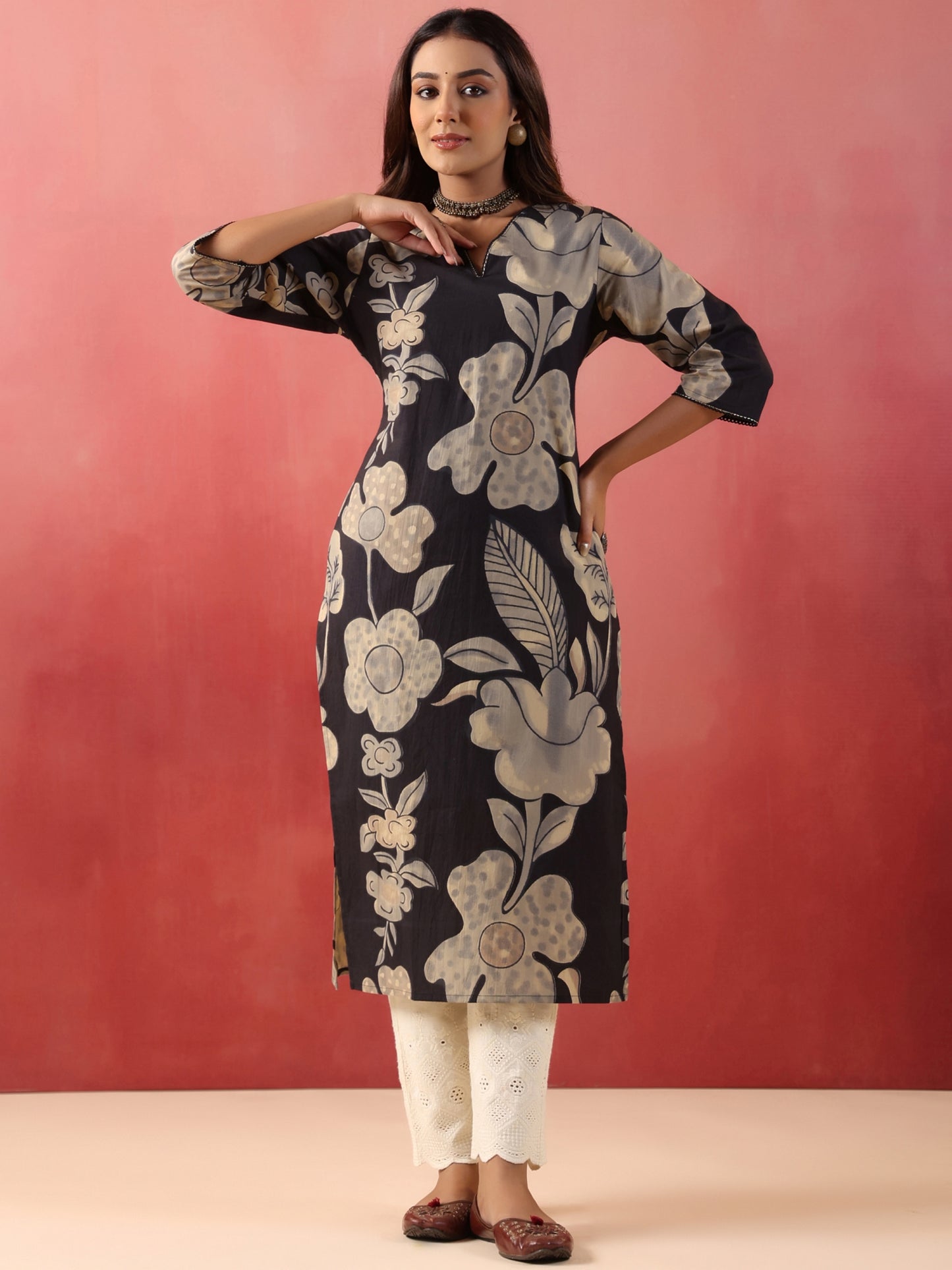 Anouk Rustic Floral Printed V-Neck Pure Cotton Straight Kurta