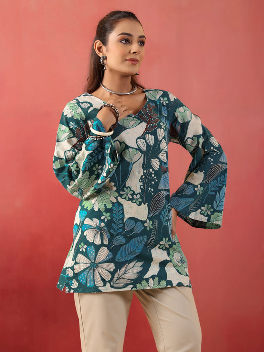 Rimeline Women Green Floral Printed V-Neck Cotton Short Kurti