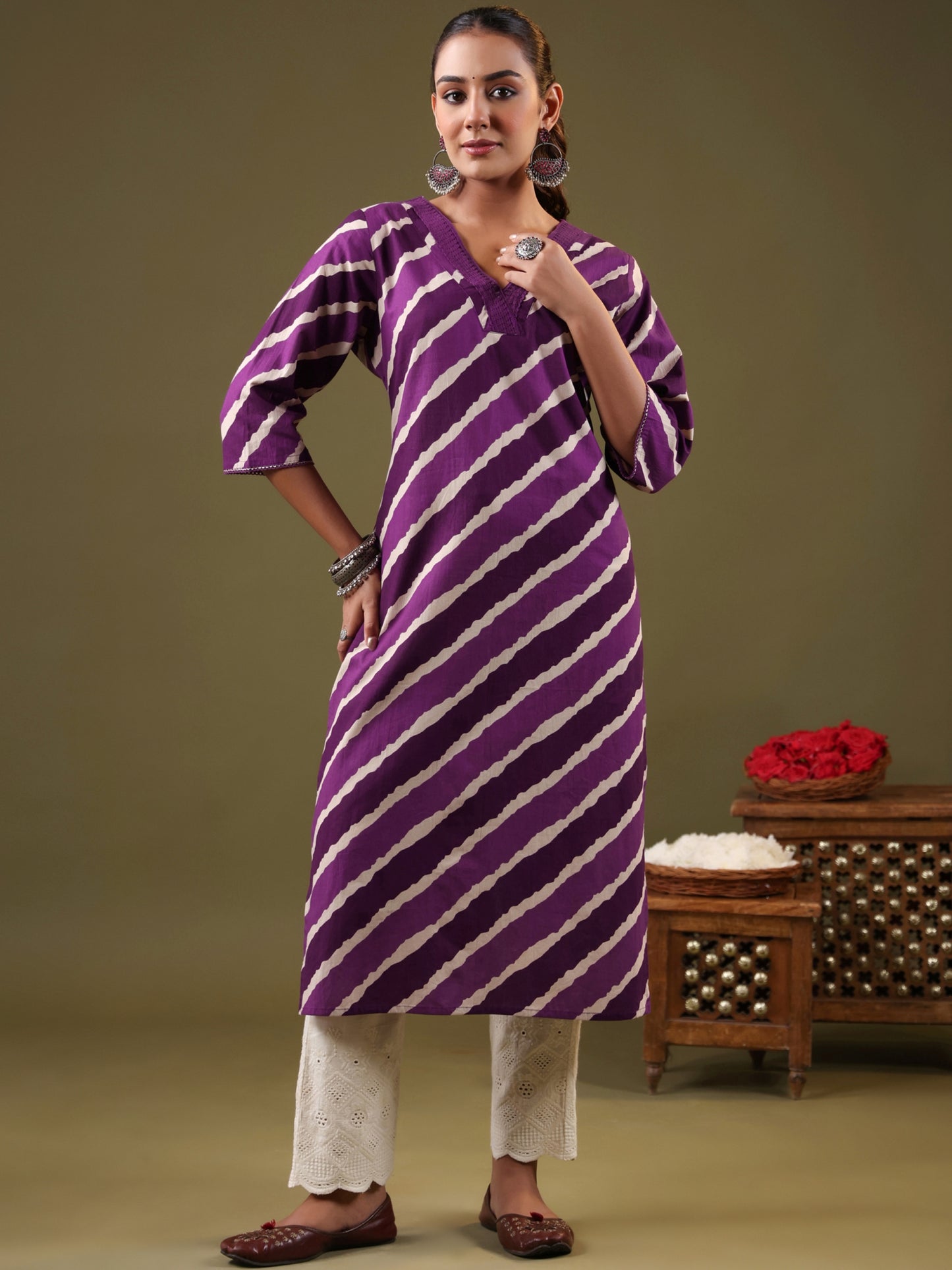 Rimeline Women Ethnic Motifs Printed Fusion Cotton Straight Kurta