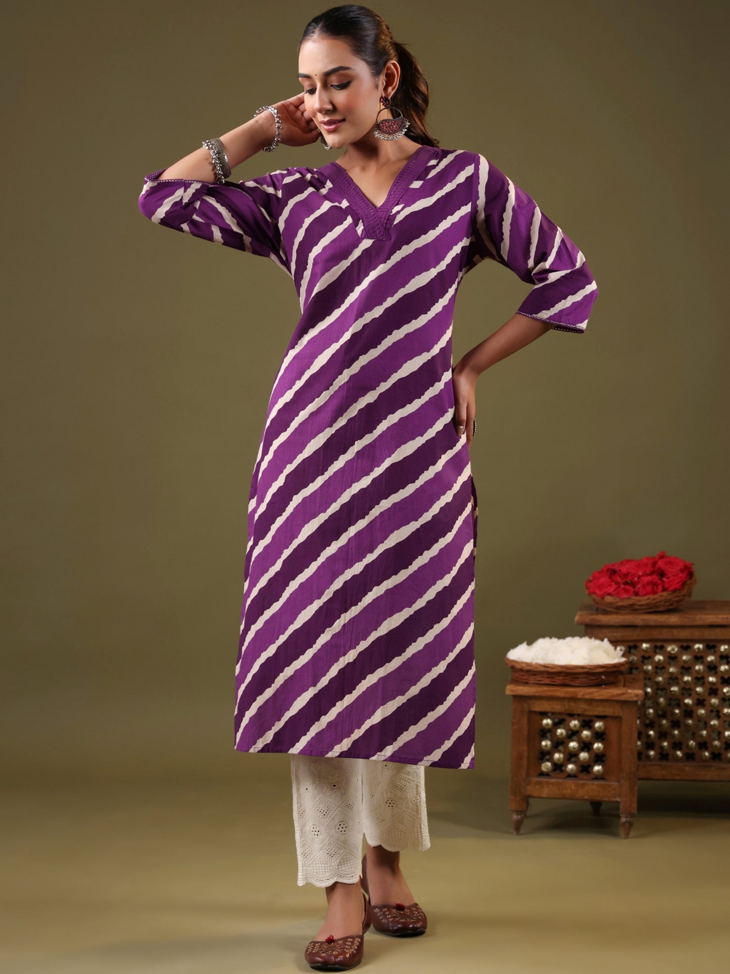 Rimeline Women Ethnic Motifs Printed Fusion Cotton Straight Kurta