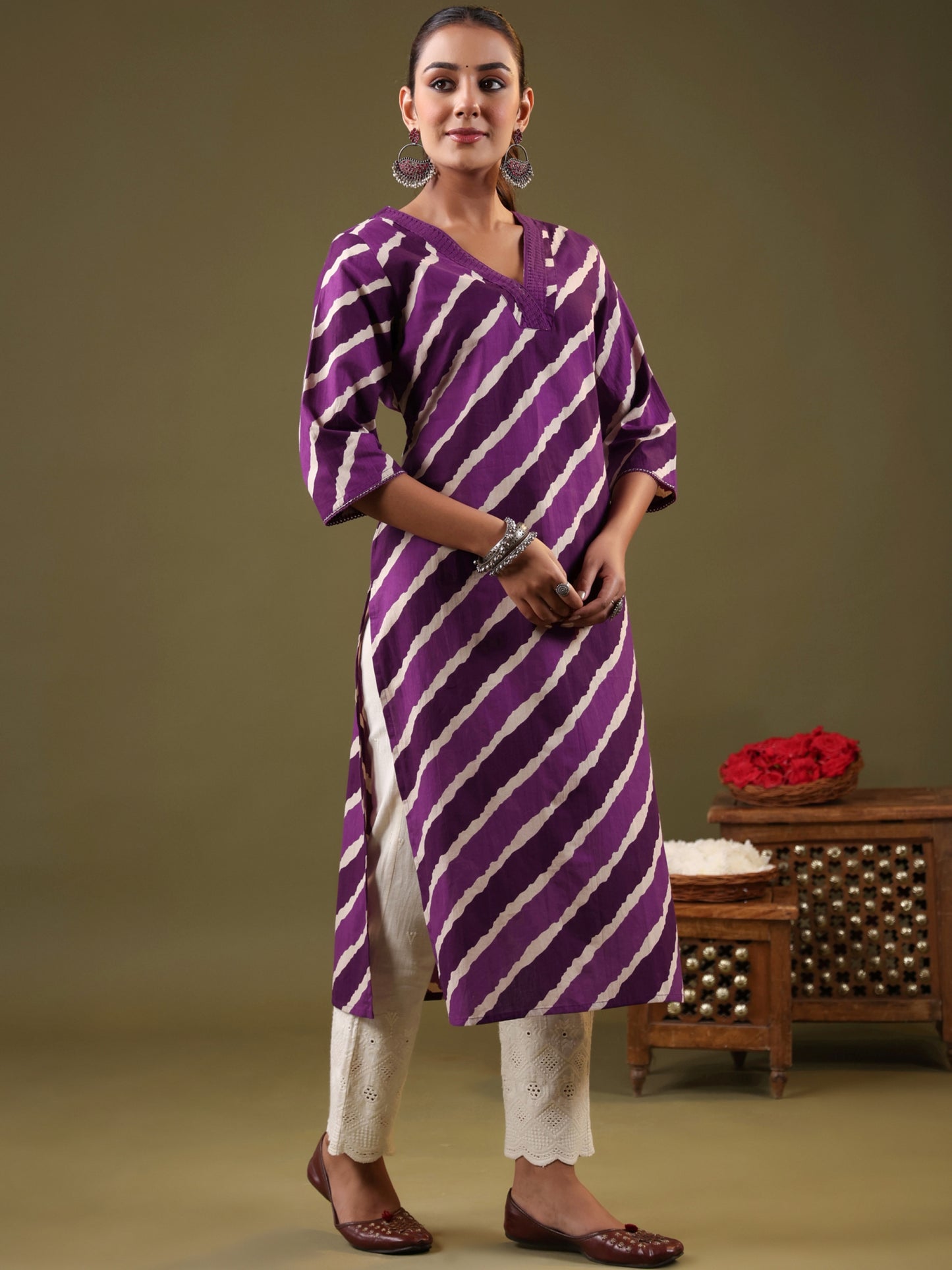 Rimeline Women Ethnic Motifs Printed Fusion Cotton Straight Kurta