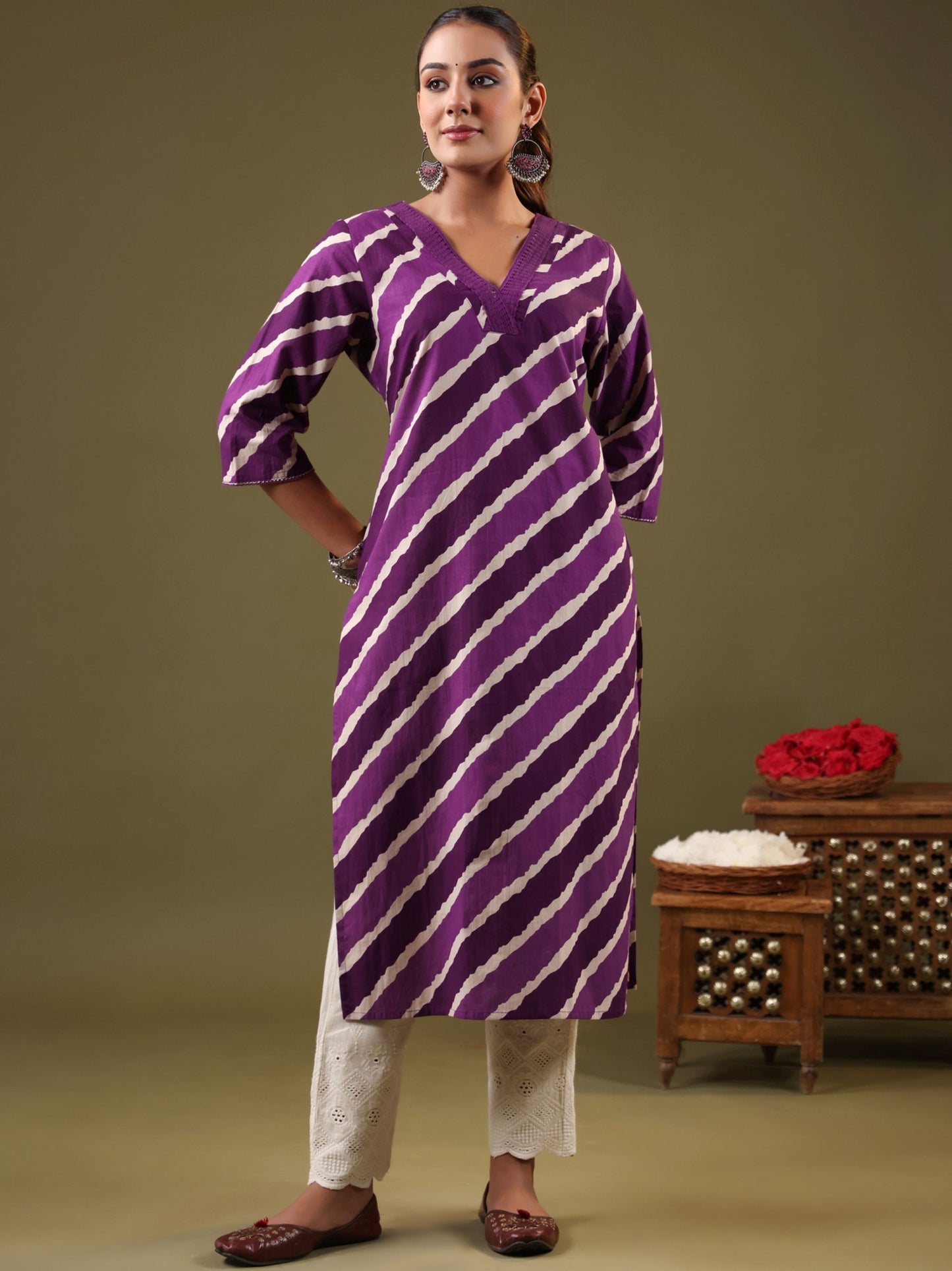 Rimeline Women Ethnic Motifs Printed Fusion Cotton Straight Kurta