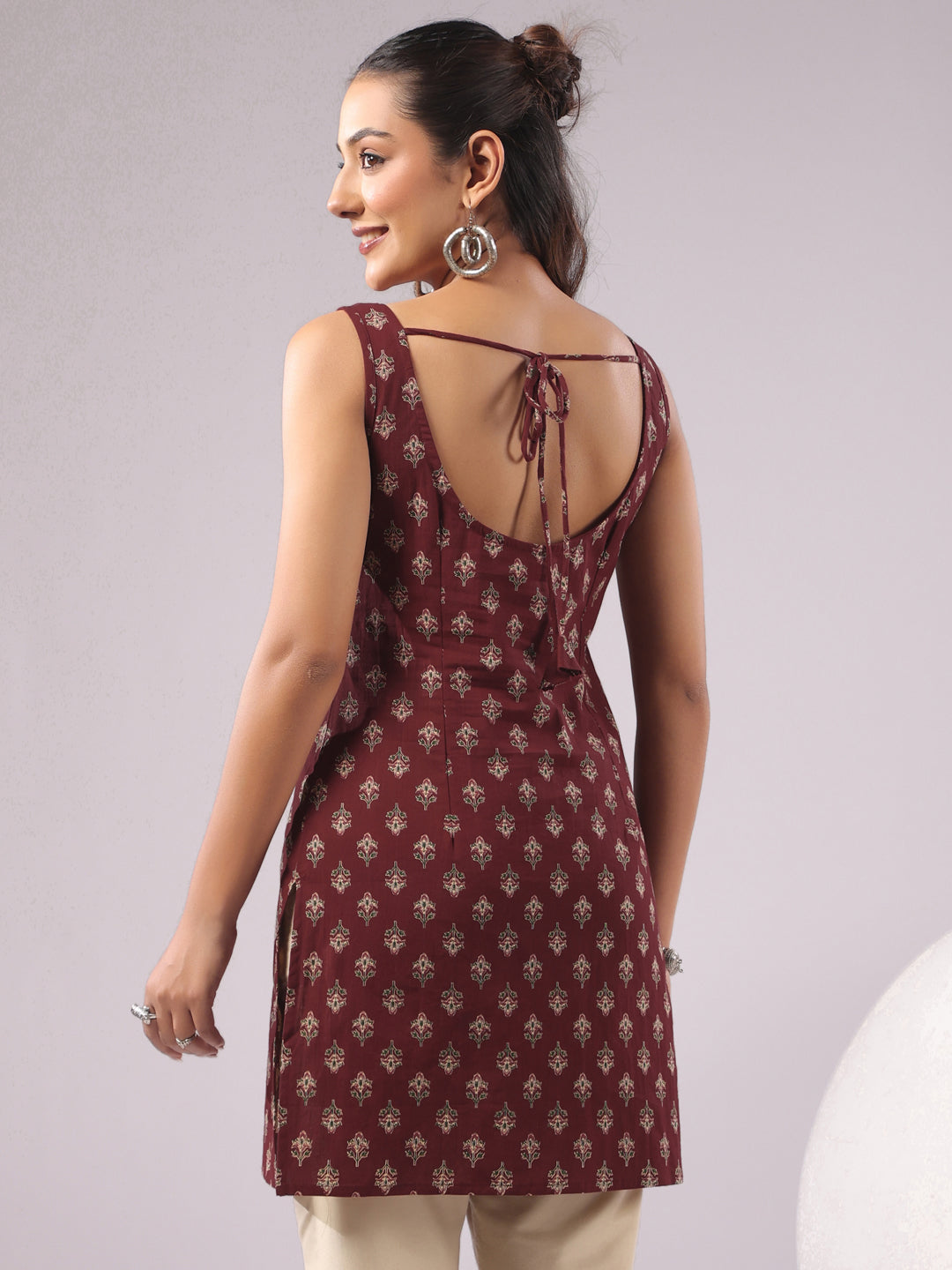 Rimeline Ethnic Motifs Printed Square Neck Pure Cotton Kurti